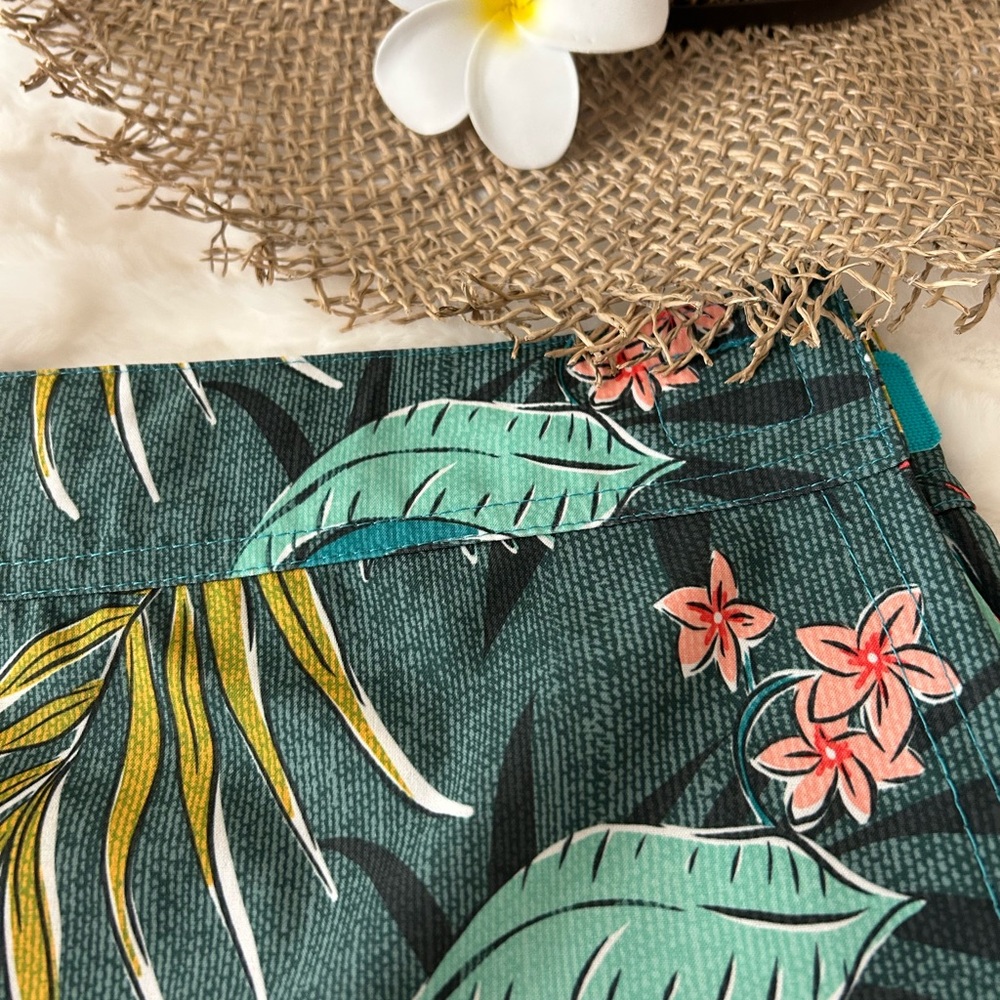 Ripskirt Hawaii Tropical skirt Velcro closure Large length 2 like NEW - Picture 2 of 10